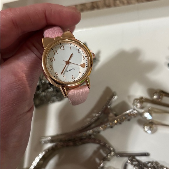 Accessories Bundle. - Picture 4 of 6